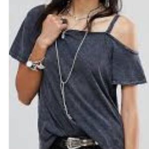 Fits Med/Lg We The People - Free People Coraline one shoulder tee